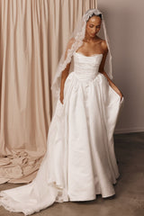 Ophelia Veil