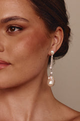 Seren Pearl Earrings