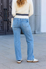 Judy Blue Straight Leg Jeans - Medium Wash