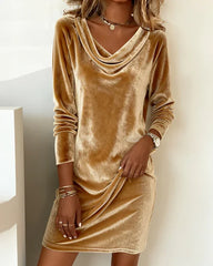 Sabrina™ | Elegant Velvet Dress