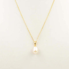 Pearl Pendant Necklace