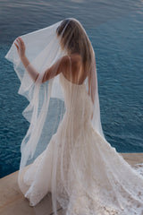 Lunaria Drop Veil