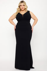 Symphony Dress - Mesh Detailed On Bust Pleated Plus Size Maxi Dress