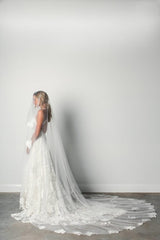 Fleur Veil