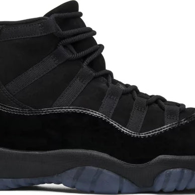 JORDAN 11 RETRO CAP AND GOWN