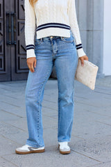 Judy Blue Straight Leg Jeans - Medium Wash